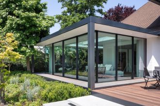 Concevoir une véranda harmonieuse dans une maison périgourdine : conseils essentiels